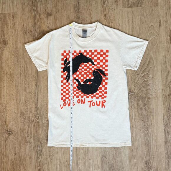 Gildan Harry Styles Love On Tour 2021 White Small Graphic Tee with Bunnies - Picture 5 of 5